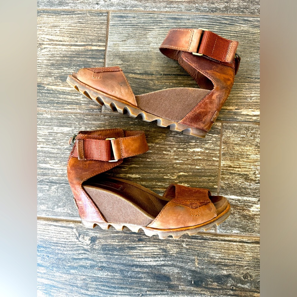 Sorel Cognac Brown Leather Wedge Sandals with Ankle Straps